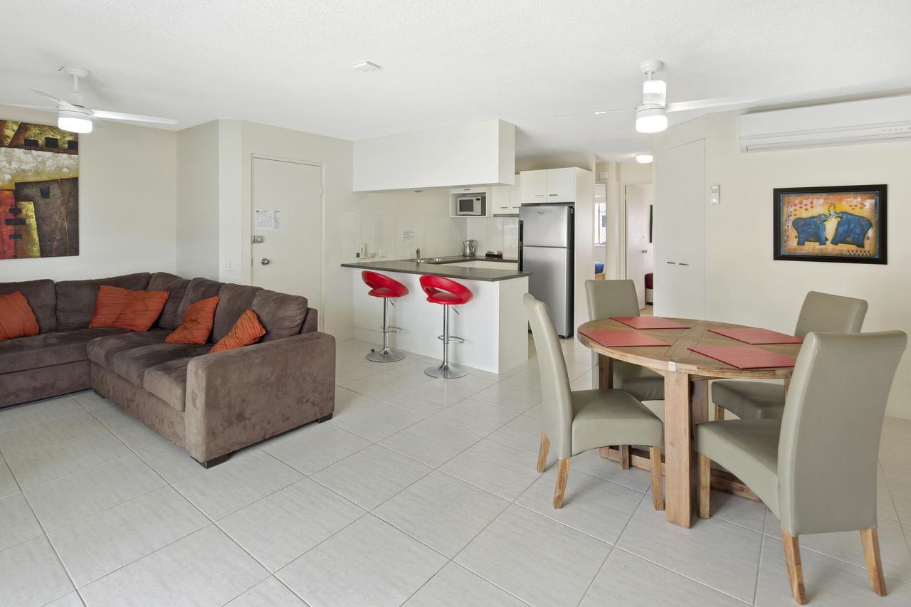 Cheltenham Apartments Caloundra Buitenkant foto