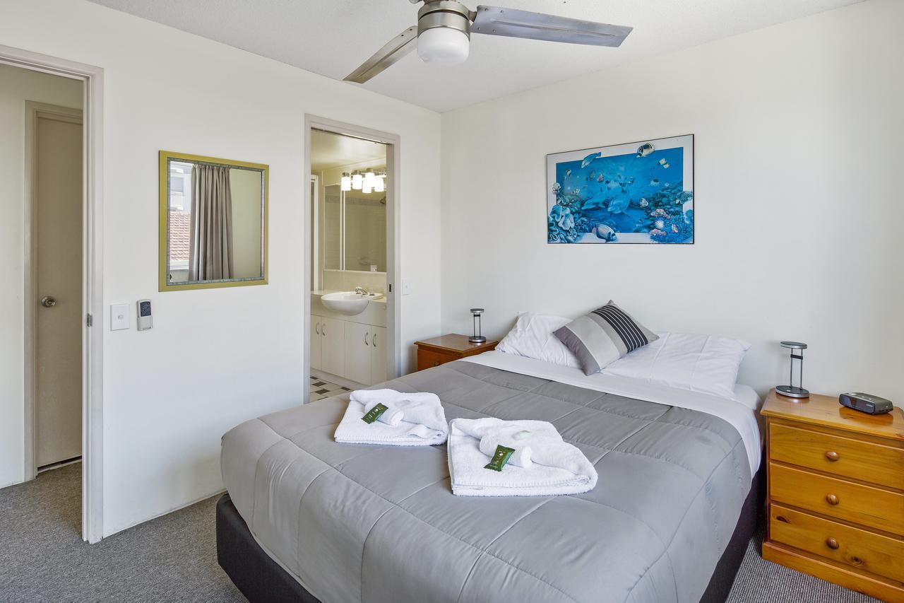 Cheltenham Apartments Caloundra Buitenkant foto