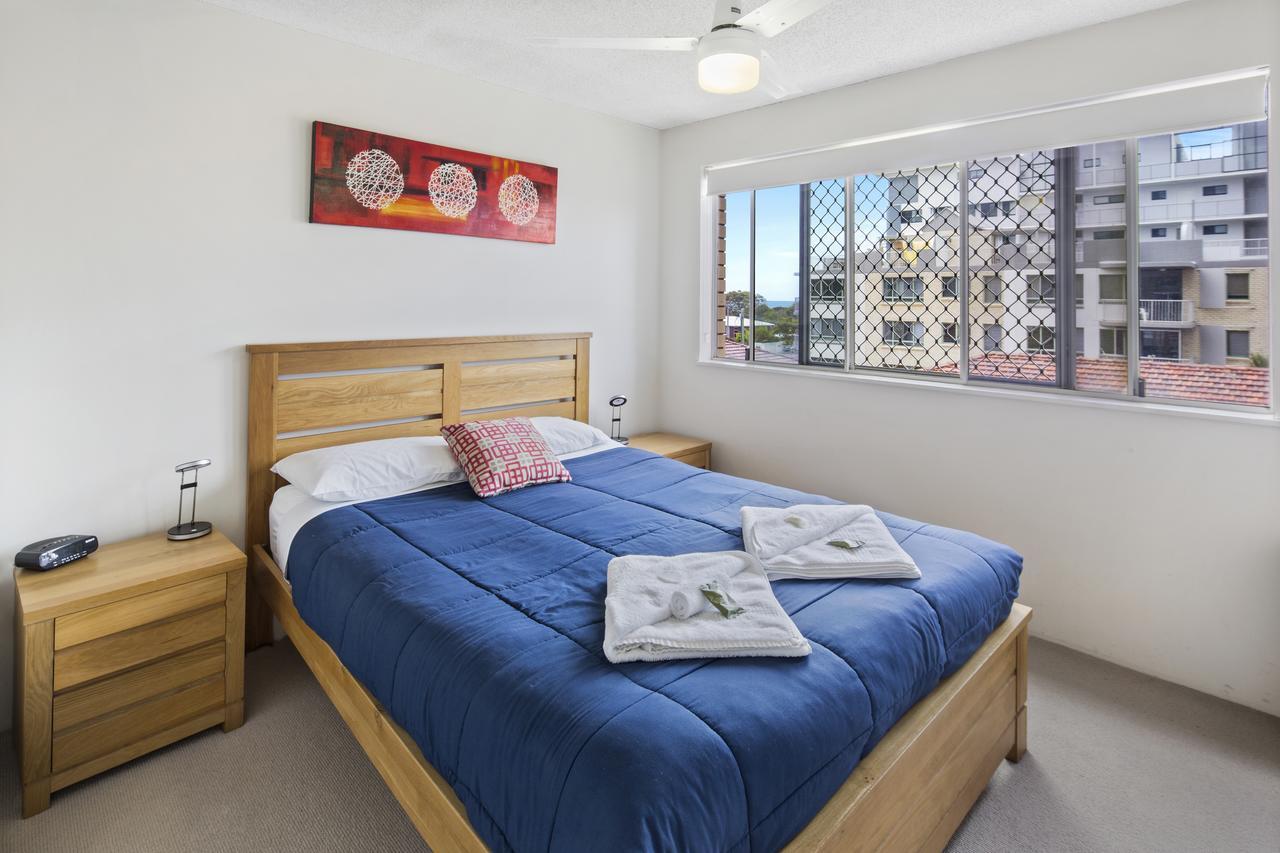 Cheltenham Apartments Caloundra Buitenkant foto