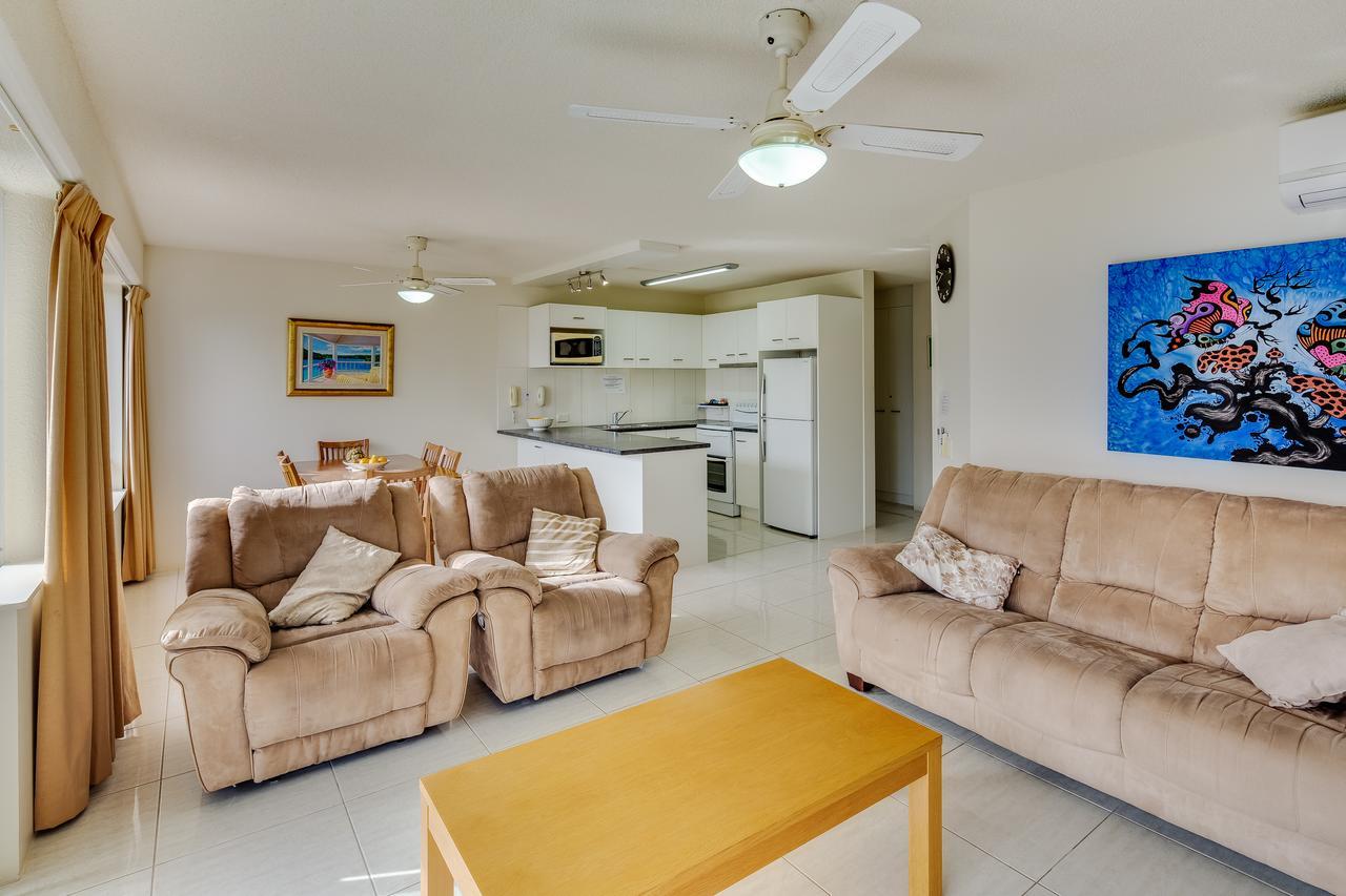 Cheltenham Apartments Caloundra Buitenkant foto