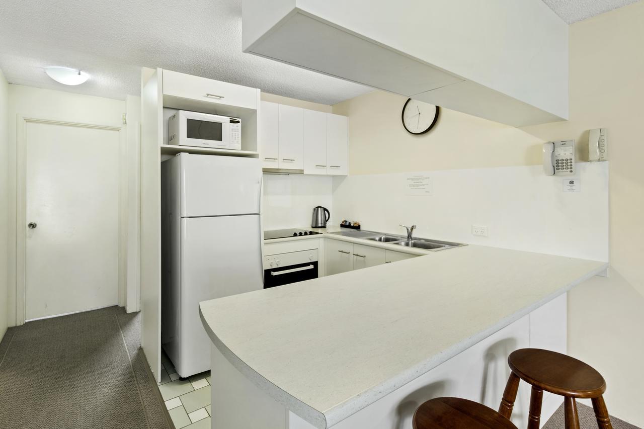 Cheltenham Apartments Caloundra Buitenkant foto