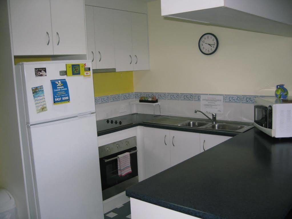 Cheltenham Apartments Caloundra Buitenkant foto